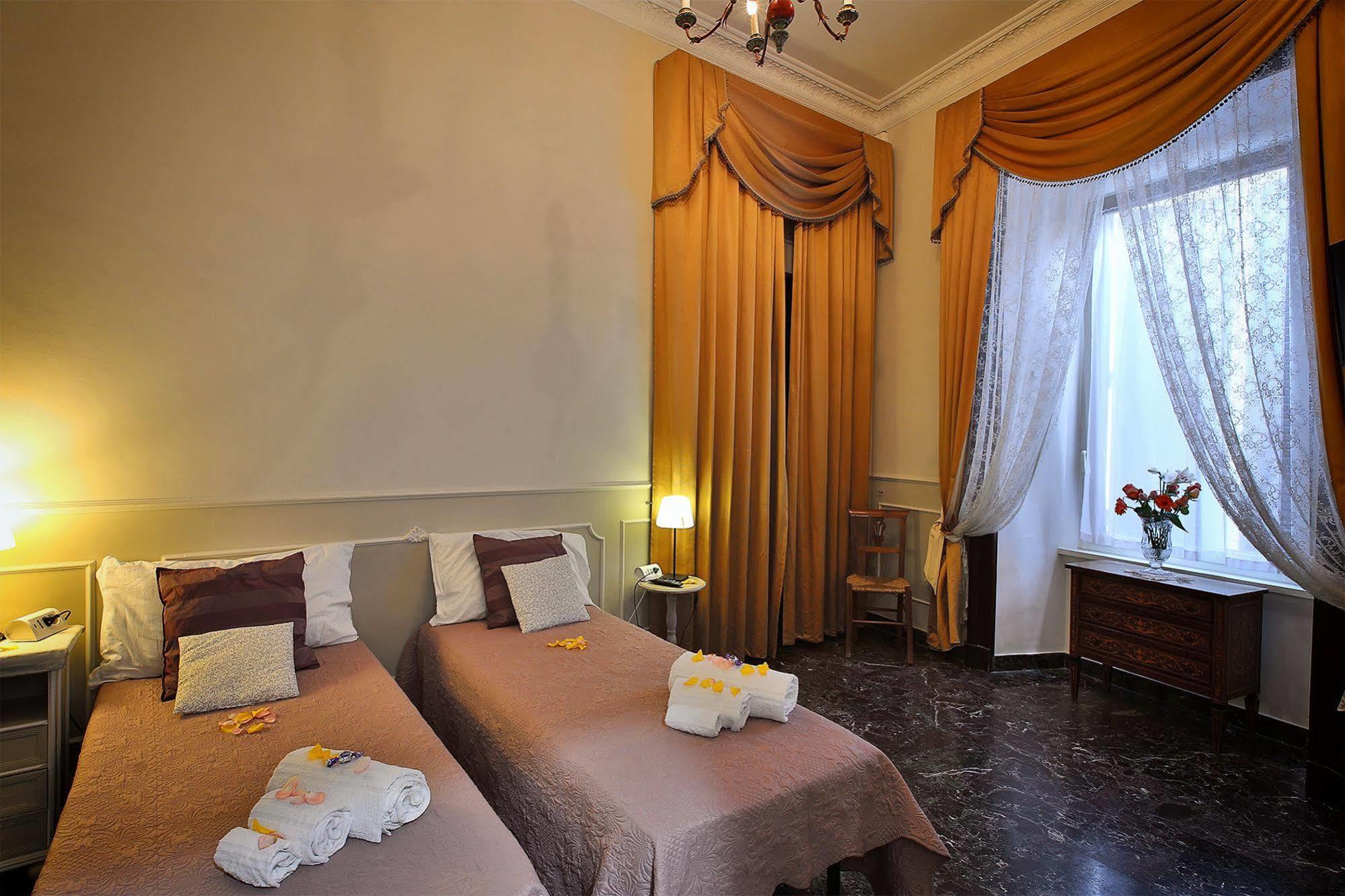 Alibrandi Palace Civitavecchia Eksteriør billede